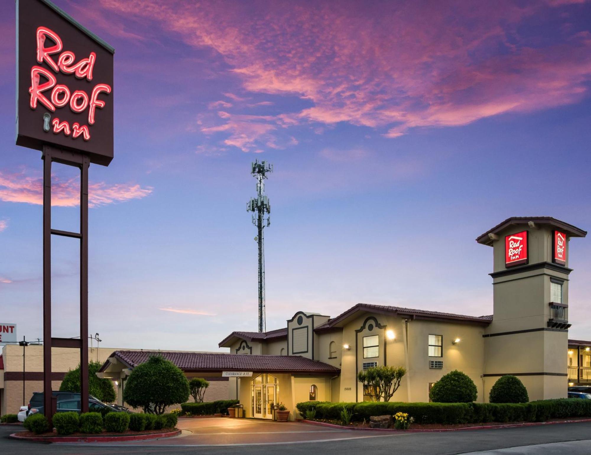 Red Roof Inn North Dallas - Park Central Zewnętrze zdjęcie