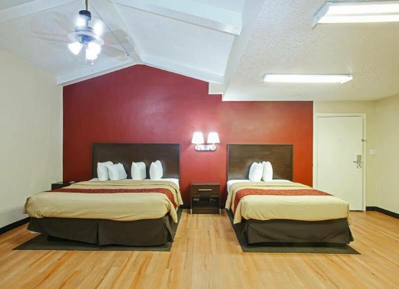 Red Roof Inn North Dallas - Park Central Zewnętrze zdjęcie